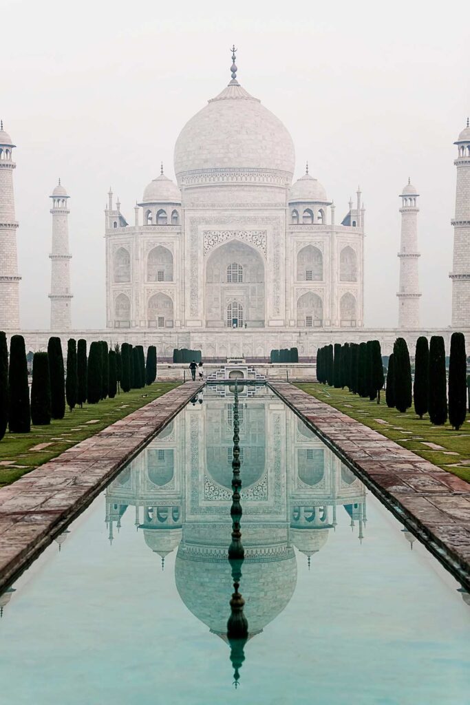 taj-mahal-at-sunrise